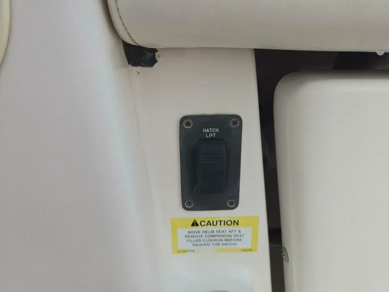 Slide: The Image of Tiara 3800 Express 2001 - 5573393