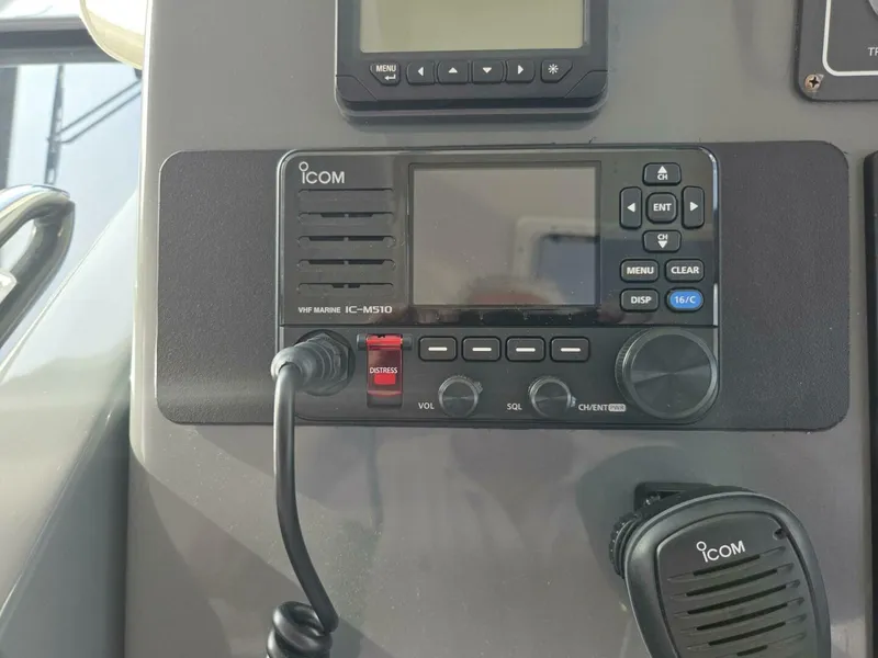 Slide: The Image of Tiara 3800 Express 2001 - 5573398