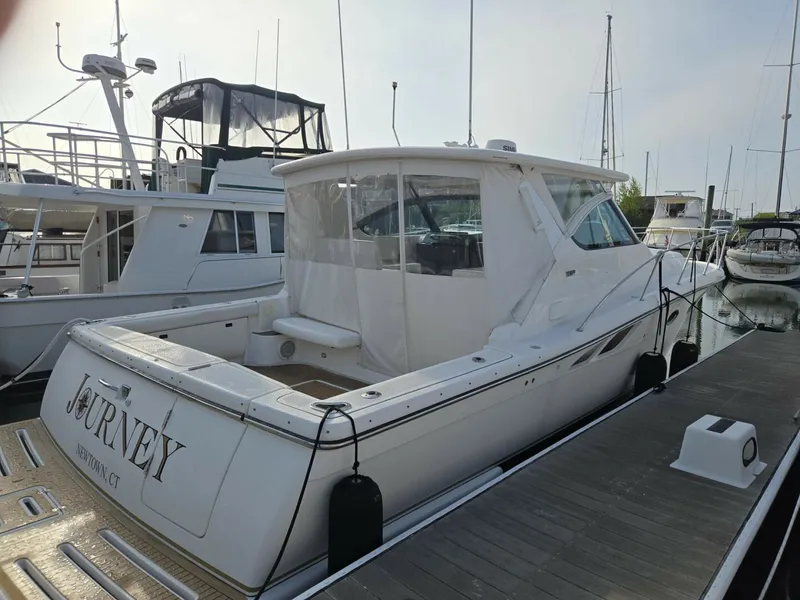 Slide: The Image of Tiara 3800 Express 2001 - 5572362