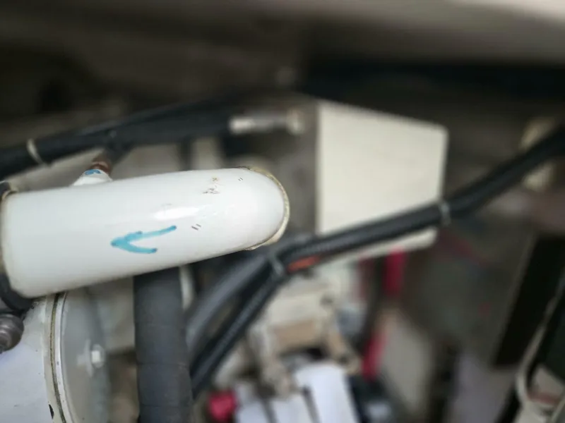 Slide: The Image of Tiara 3800 Express 2001 - 5573425