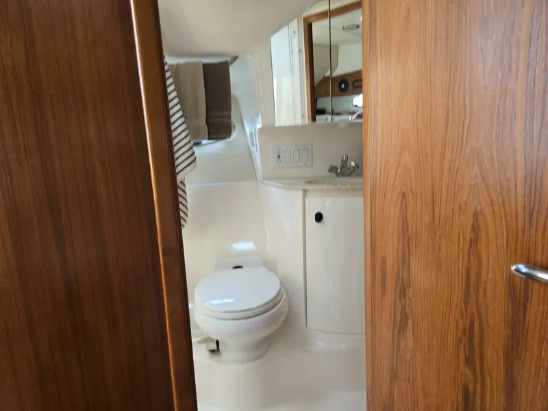 Slide: The Image of Tiara 3800 Express 2001 - 5573433