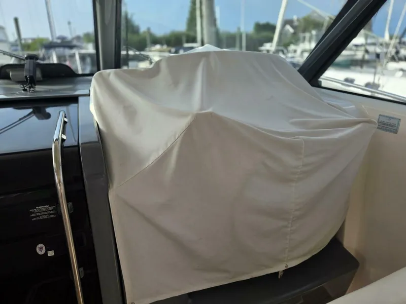 Slide: The Image of Tiara 3800 Express 2001 - 5573429