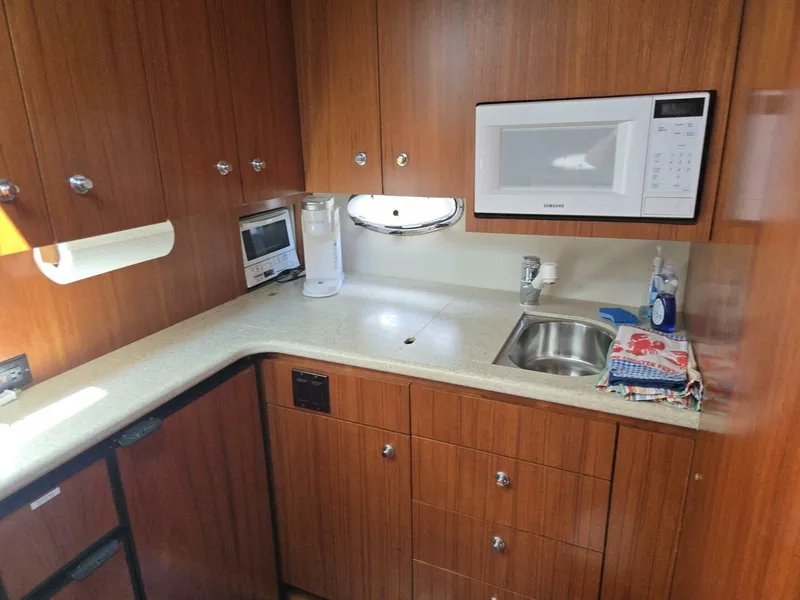 Slide: The Image of Tiara 3800 Express 2001 - 5573445