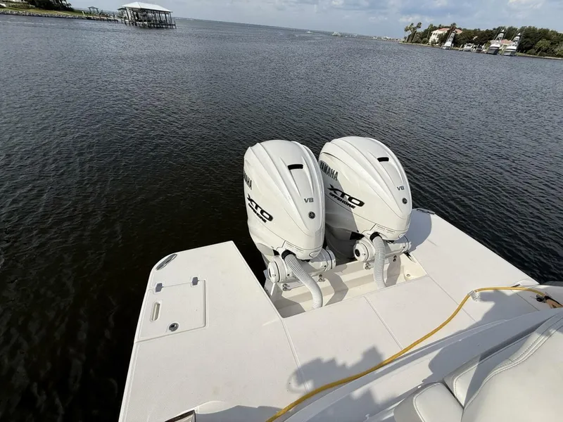 Slide: The Image of Regal 36 XO 2025 - 5572381