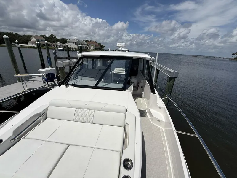 Slide: The Image of Regal 36 XO 2025 - 5572368