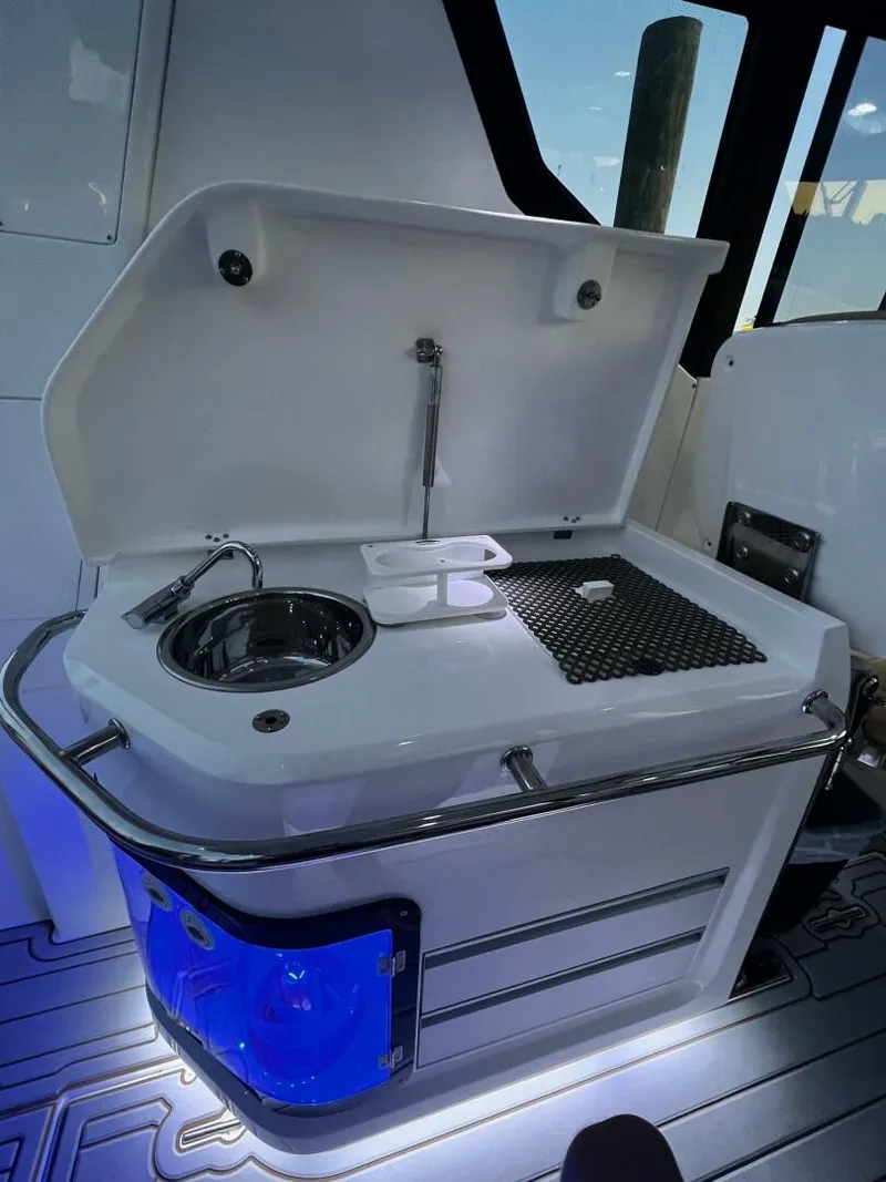 Slide: The Image of Flexboat 680 Explorer 2023 - 5572440