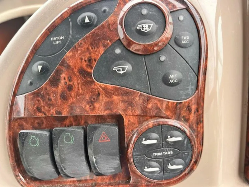 Slide: The Image of Sea Ray 300 Sundancer 2003 - 5578513