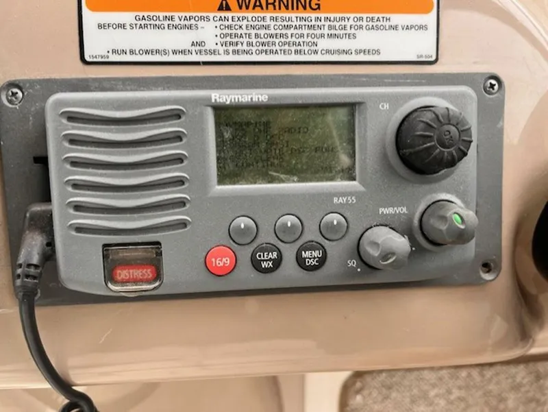 Slide: The Image of Sea Ray 300 Sundancer 2003 - 5578516