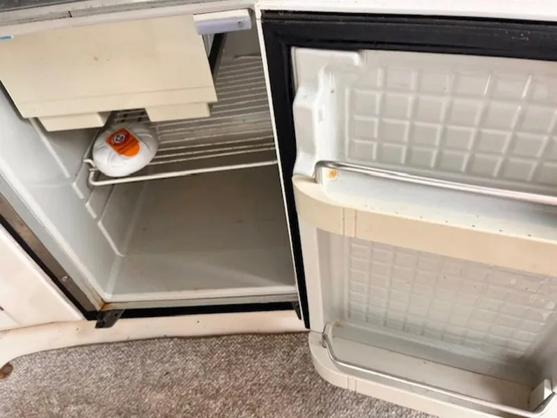 Slide: The Image of Sea Ray 300 Sundancer 2003 - 5578505