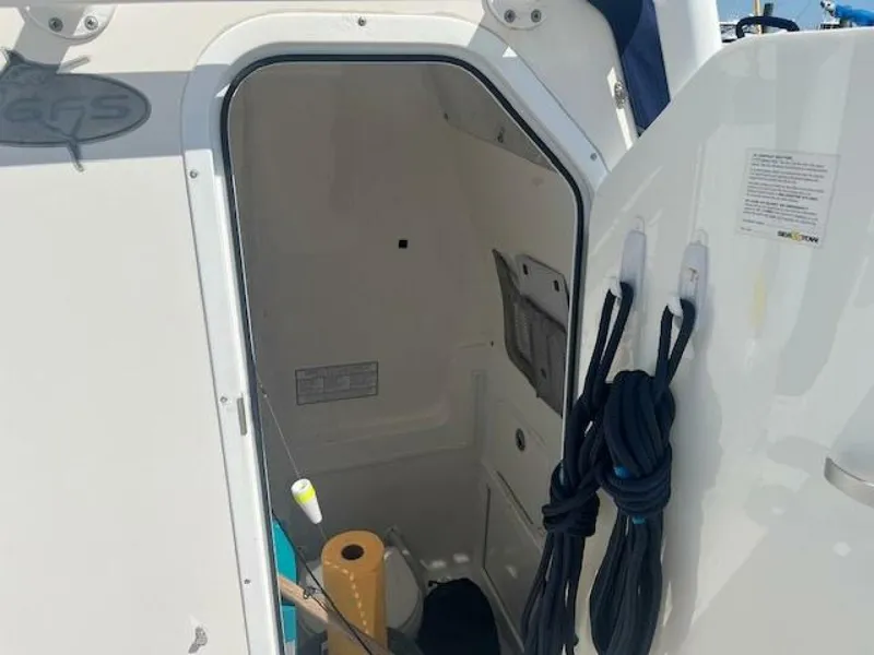 Slide: The Image of Regulator Marine 26 Forward Seating 2008 - 5678771