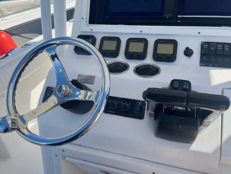 Slide: The Image of Regulator Marine 26 Forward Seating 2008 - 5678775