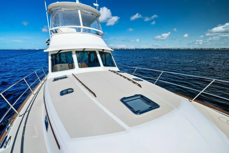 Slide: The Image of 2019 Sabre 48 Flybridge HIGHLANDER - 5573310