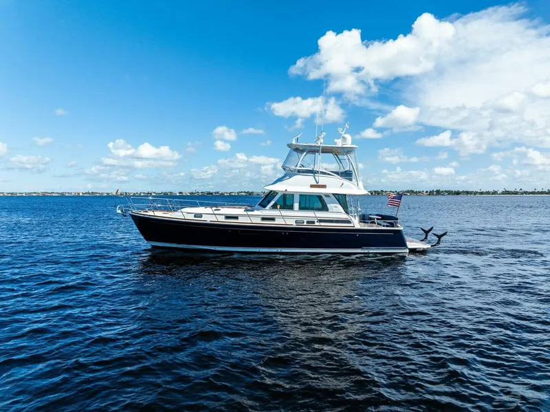 Slide: The Image of 2019 Sabre 48 Flybridge HIGHLANDER - 5573337
