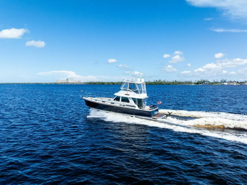 Slide: The Image of 2019 Sabre 48 Flybridge HIGHLANDER - 5573357