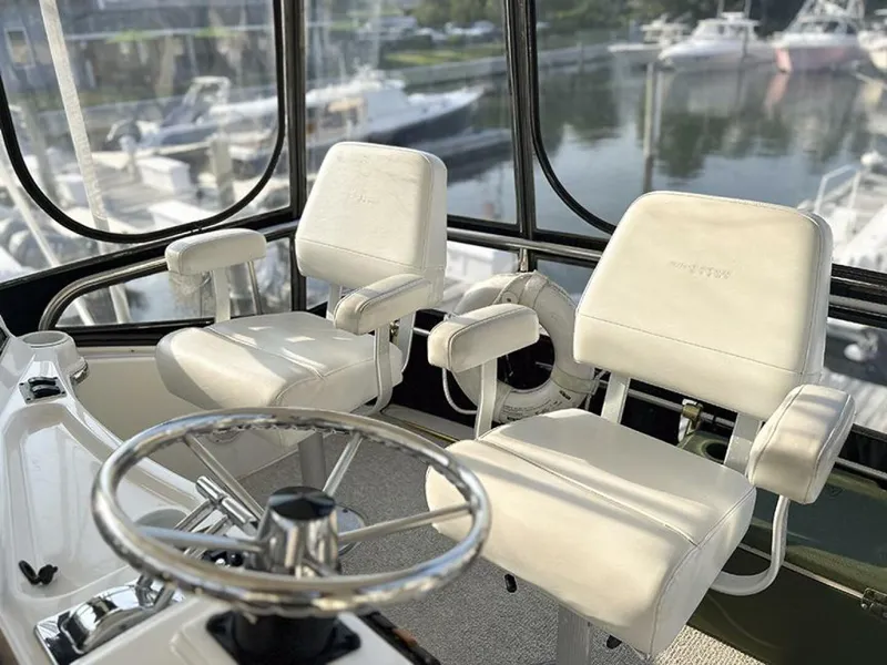 Slide: The Image of Silverton 42 Convertible 2002 - 5573093