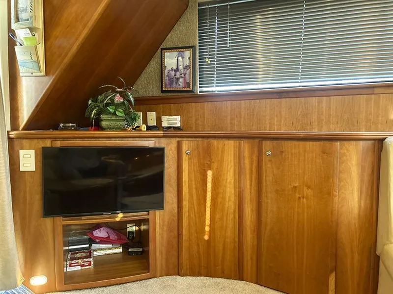 Slide: The Image of Silverton 42 Convertible 2002 - 5573058