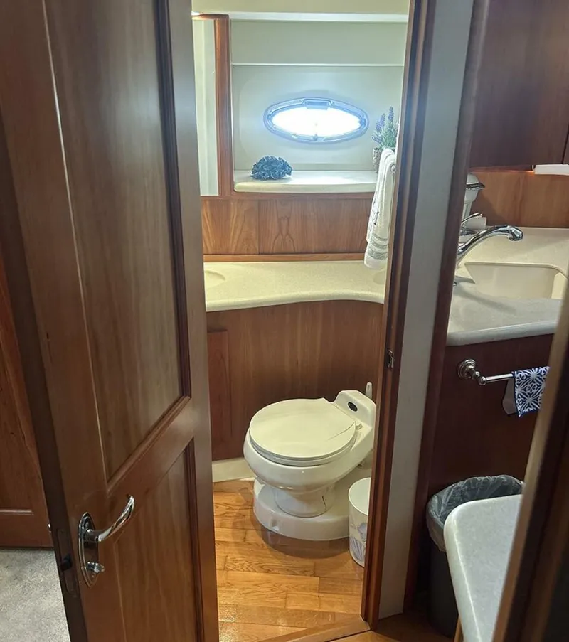 Slide: The Image of Silverton 42 Convertible 2002 - 5573067