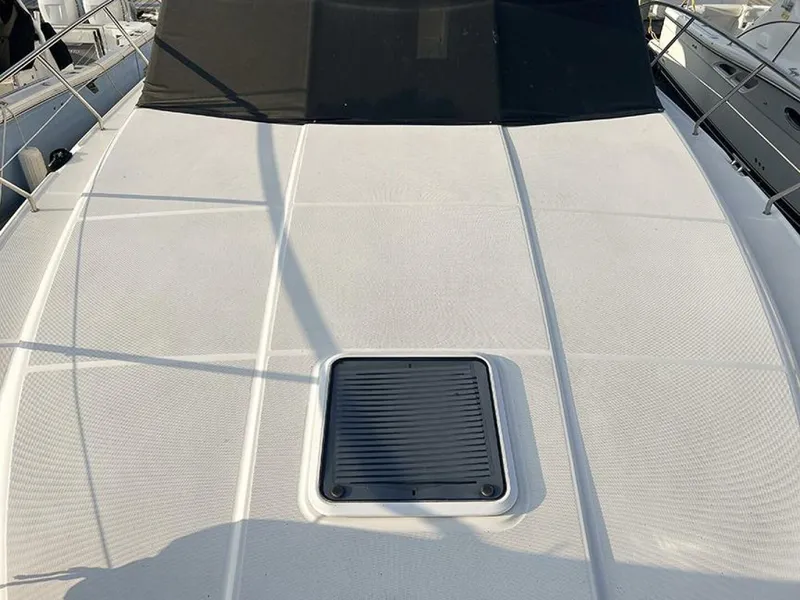 Slide: The Image of Silverton 42 Convertible 2002 - 5573053