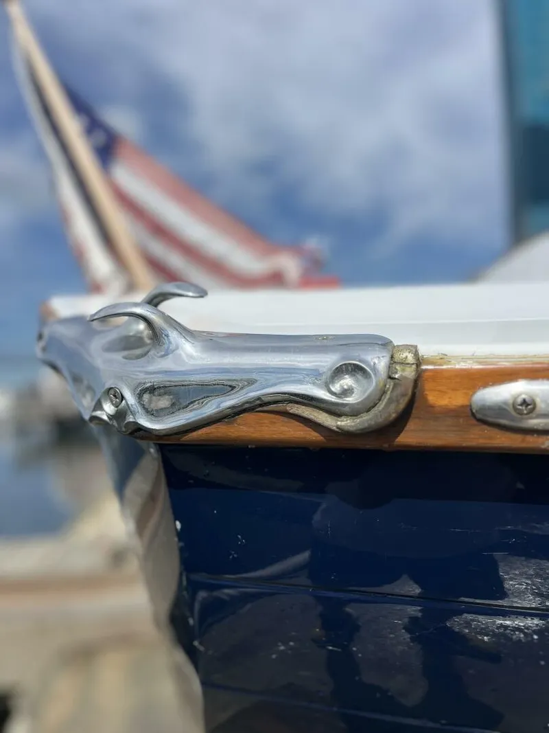 Slide: The Image of Duffy Herreshoff 30 2002 - 5573231