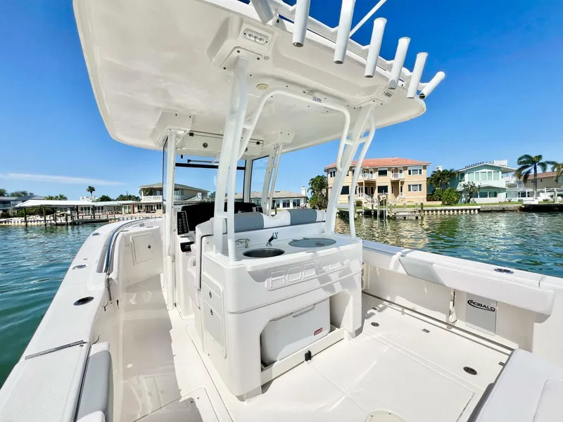 Slide: The Image of Robalo R302 2020 - 5573236