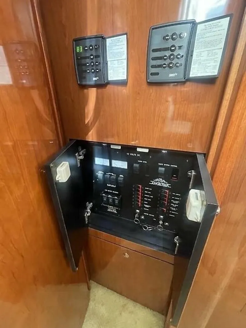 Slide: The Image of 0005320278 - 5573471