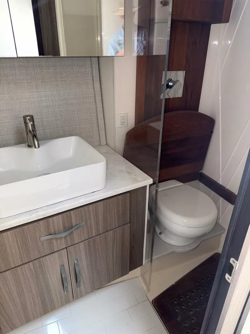 Slide: The Image of 2021 Regal 36 XO - 5573644