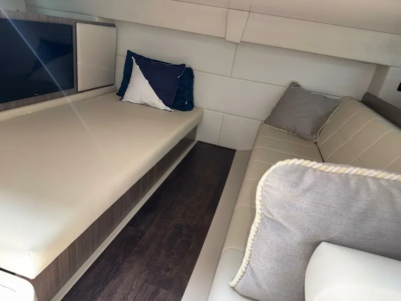 Slide: The Image of 2021 Regal 36 XO - 5573649