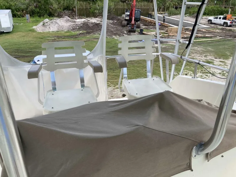 Slide: The Image of Hatteras Sport Fish 1985 - 5573904