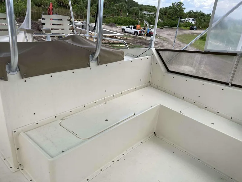 Slide: The Image of Hatteras Sport Fish 1985 - 5573901