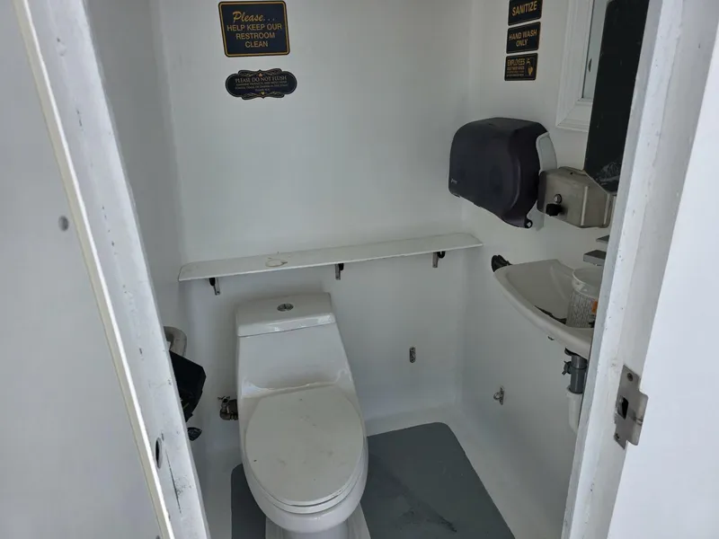 Slide: The Image of Gulf Craft Passenger 1986 - 5574130