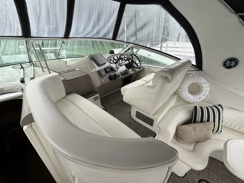 Slide: The Image of Cruisers 370 Express 2004 - 5574272