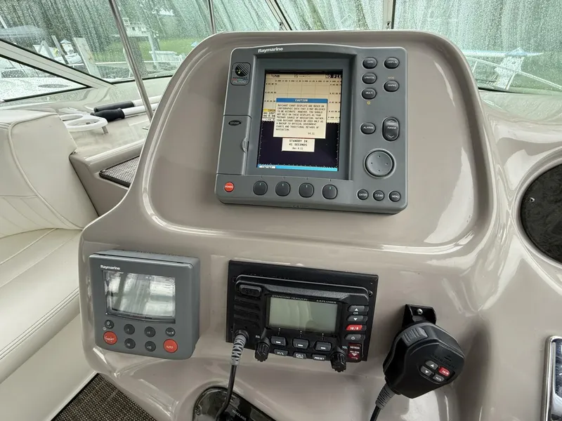 Slide: The Image of Cruisers 370 Express 2004 - 5574274