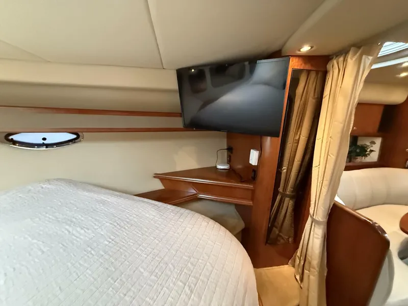 Slide: The Image of Cruisers 370 Express 2004 - 5574218