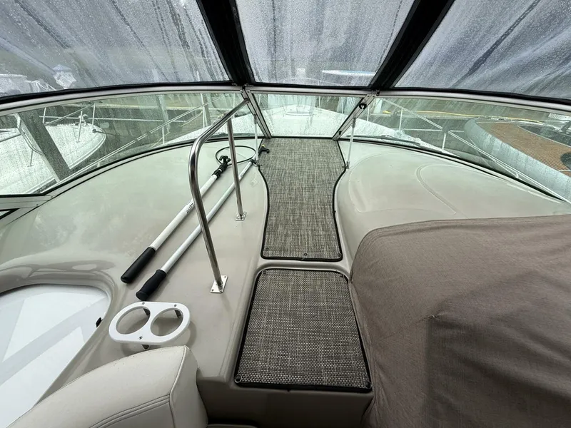 Slide: The Image of Cruisers Yachts 370 Express 2004 - 5574306