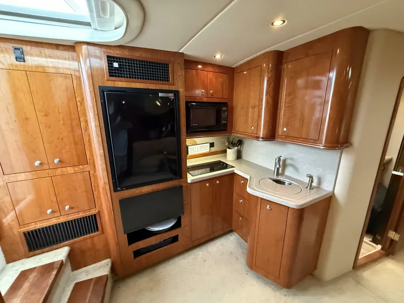 Slide: The Image of Cruisers Yachts 370 Express 2004 - 5574241