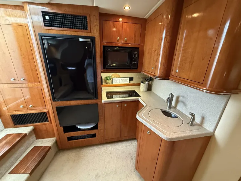 Slide: The Image of Cruisers Yachts 370 Express 2004 - 5574248