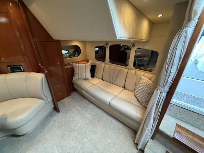 Slide: The Image of Cruisers Yachts 370 Express 2004 - 5574243