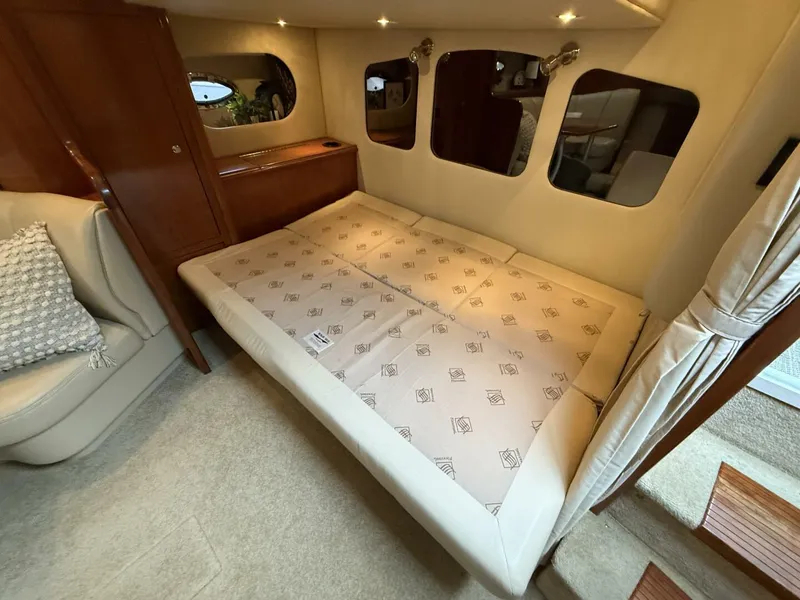 Slide: The Image of Cruisers Yachts 370 Express 2004 - 5574265