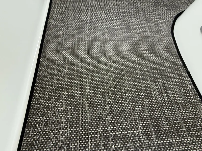 Slide: The Image of Cruisers Yachts 370 Express 2004 - 5574276