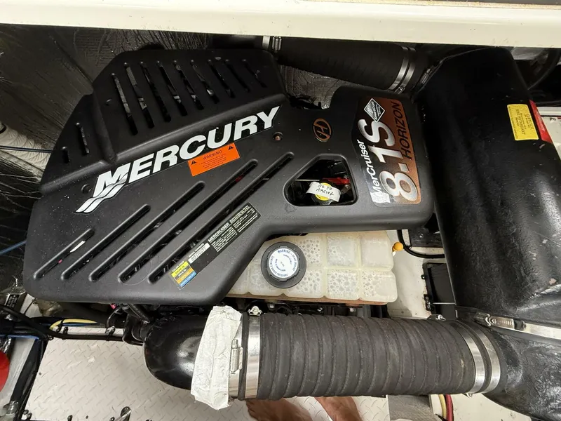 Slide: The Image of Cruisers Yachts 370 Express 2004 - 5574281