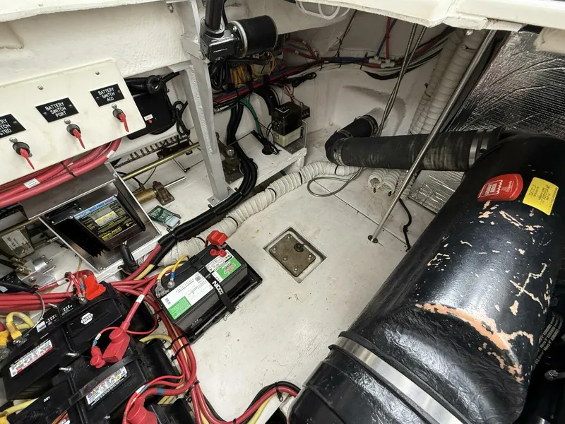 Slide: The Image of Cruisers Yachts 370 Express 2004 - 5574282