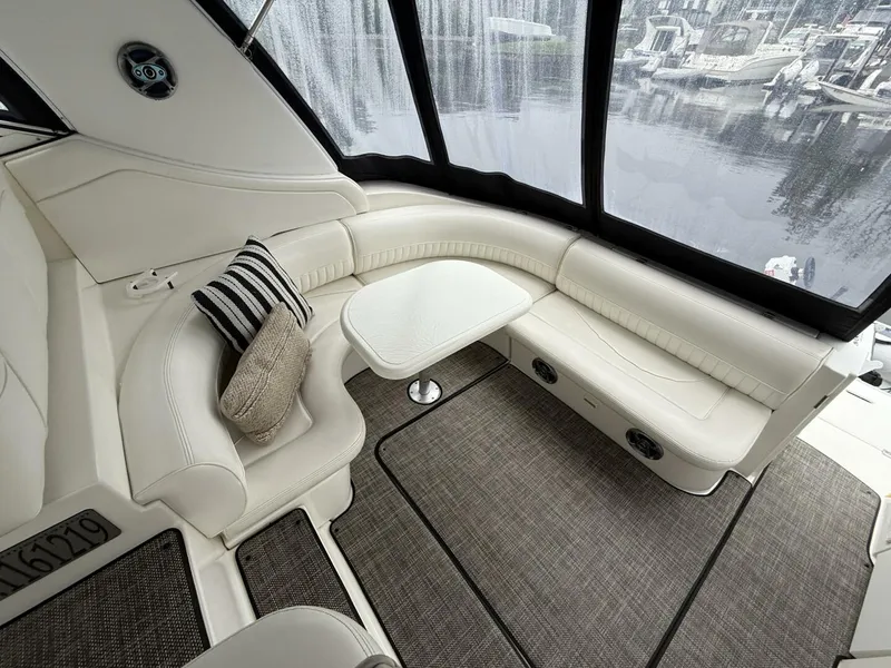 Slide: The Image of Cruisers Yachts 370 Express 2004 - 5574270