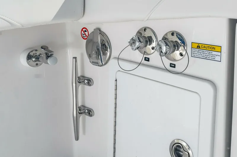 Slide: The Image of 31RegulatorHull403123 - 5610495