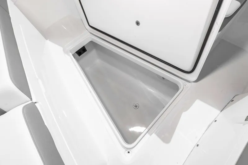 Slide: The Image of 31RegulatorHull403129 - 5610501