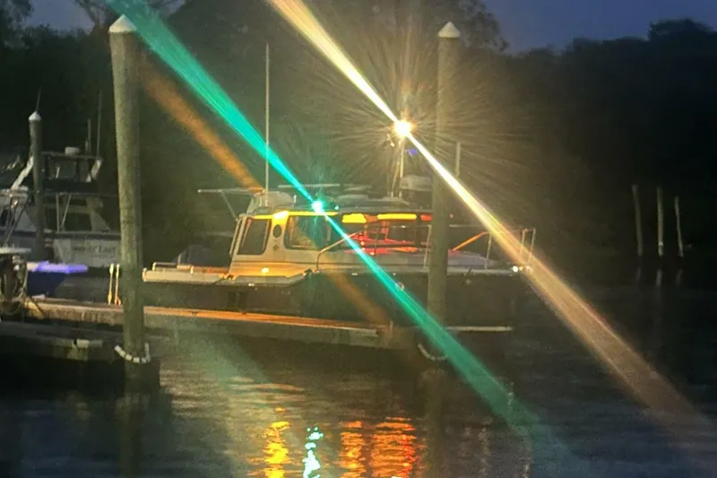 Slide: The Image of Ranger Tug R-25 LE 2021 - 5575107