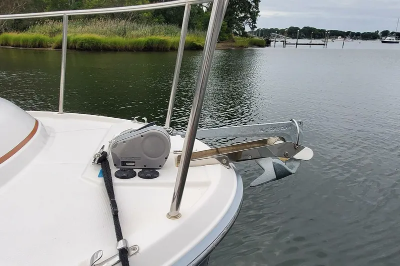 Slide: The Image of Ranger Tug R-25 LE 2021 - 5575087