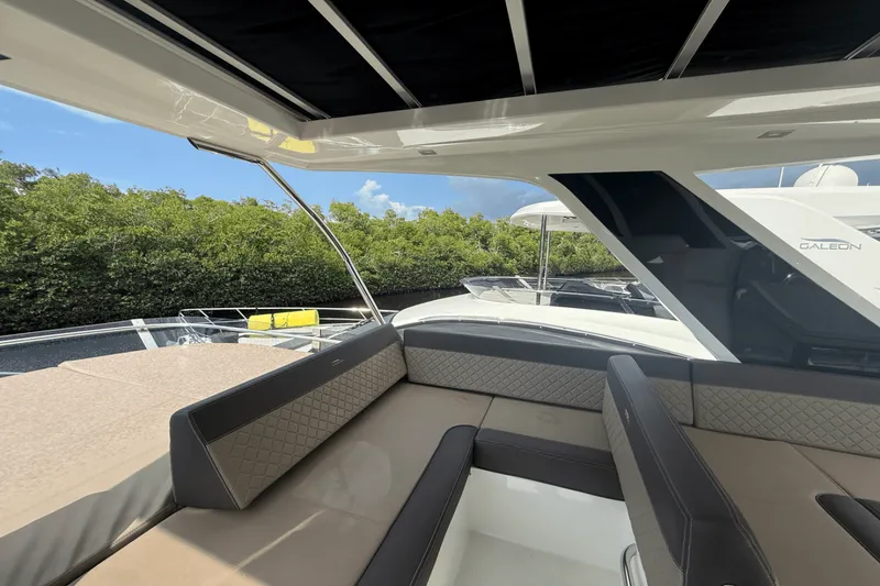 Slide: The Image of Galeon 500 FLY 2021 - 5575132