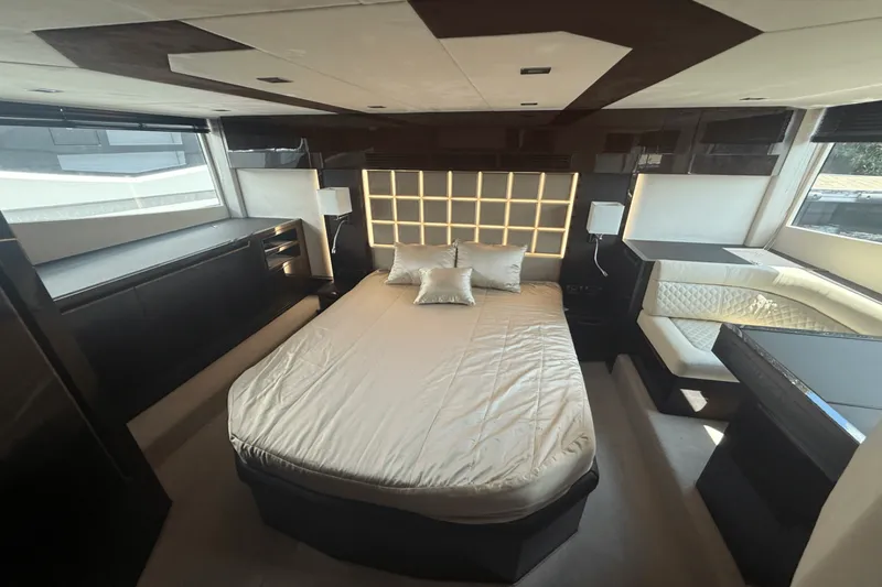 Slide: The Image of Galeon 500 FLY 2021 - 5575141