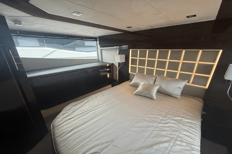 Slide: The Image of Galeon 500 FLY 2021 - 5575143