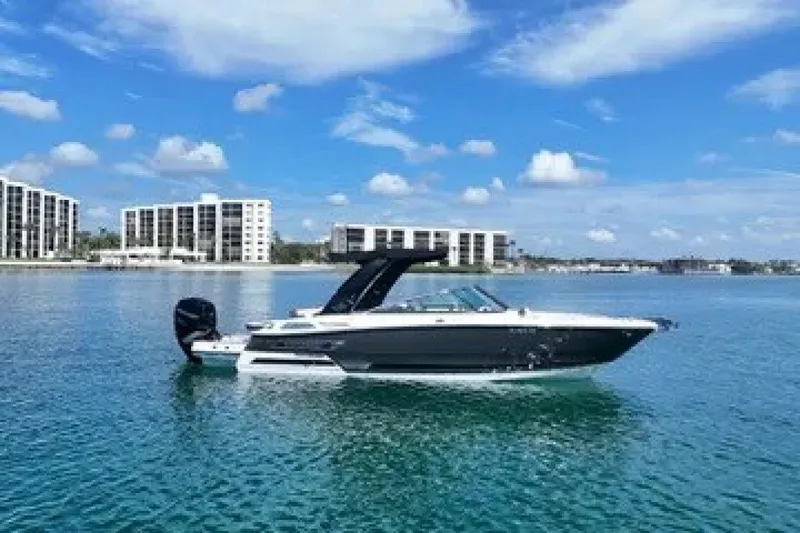 The Image of Monterey 275SS 2023 - 5575420